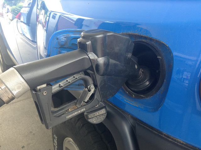 EPA Renewable Fuel Standard Waivers Challenged by Biofuels Group The US Renewable Fuel Standard requires refineries to blend biofuel with petroleum fuel.